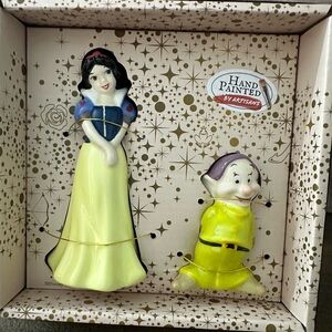 Hand Painted Snow White and Dwarf Figurines Salt and Pepper Shaker set